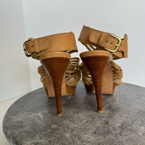 Stuart Weitzman Beige Leather Heels Sandals Stiletto 7.5 - Picture 6 of 11